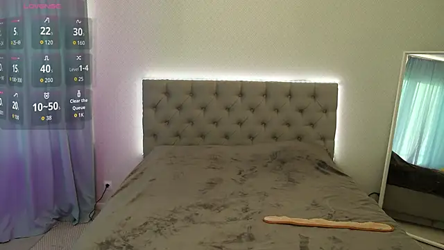 Katherinepinke online show from November 7, 12:21 pm