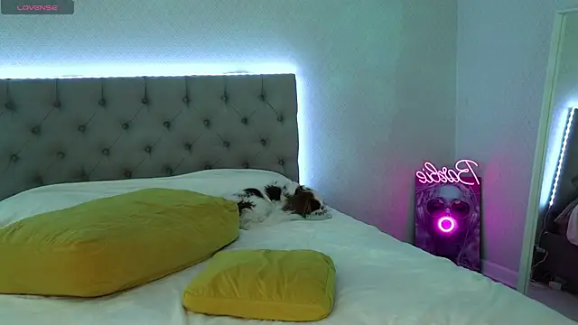 Katherinepinke online show from October 22, 10:25 am