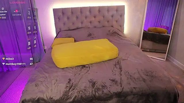 Katherinepinke online show from November 6, 1:59 pm