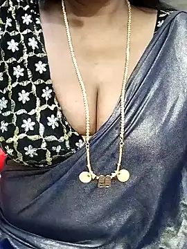 Snapshot of shobini chatting on October 23, 3:21 pm shobini online show from October 23, 3:21 pm