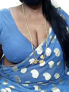 Snapshot of shobini chatting on February 19, 12:51 am shobini online show from February 19, 12:51 am