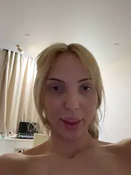 Snapshot of olivia_soft chatting on June 9, 11:06 pm olivia soft online show from June 9, 11:06 pm