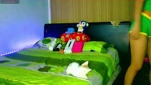 bettyboo2801 online show from September 17, 4:14 am