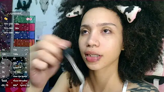 Snapshot of bettyboo2801 chatting on June 10, 4:03 am bettyboo2801 online show from June 10, 4:03 am