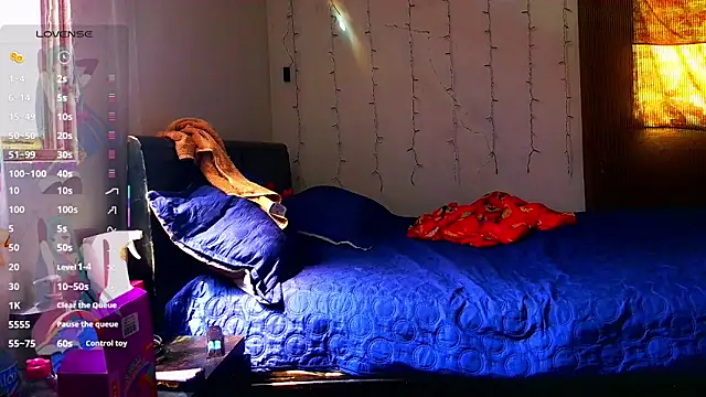 bettyboo2801 online show from November 4, 3:38 pm