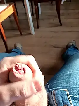 lobike90 online show from January 8, 1:06 pm