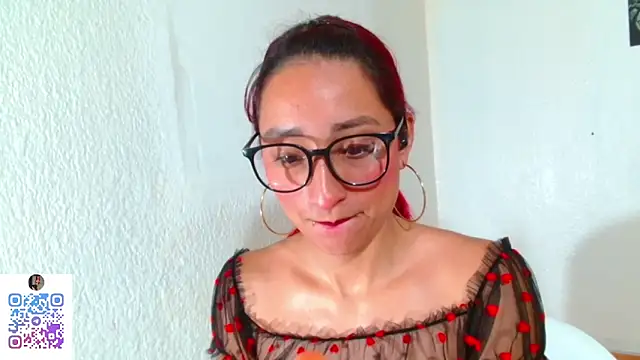 Ulala Sqt18 online show from March 27, 5:47 pm