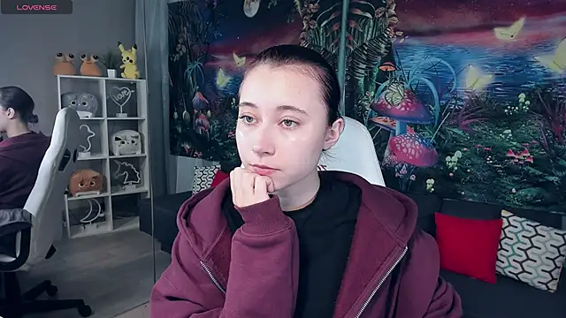 Snapshot of ClaraParks chatting on September 14, 6:08 pm ClaraParks online show from September 14, 6:08 pm