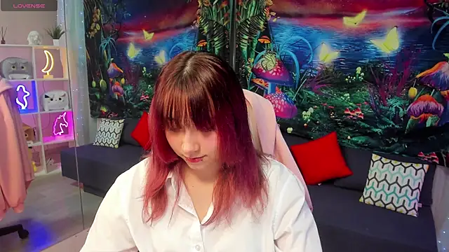 Snapshot of ClaraParks chatting on November 23, 6:51 pm ClaraParks online show from November 23, 6:51 pm