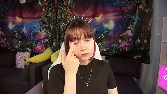 ClaraParks online show from April 9, 7:53 pm