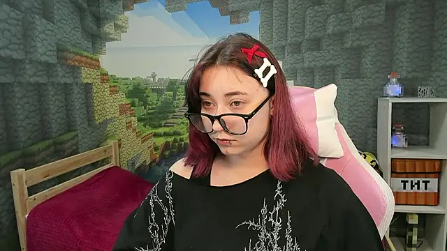 ClaraParks online show from February 12, 7:57 pm