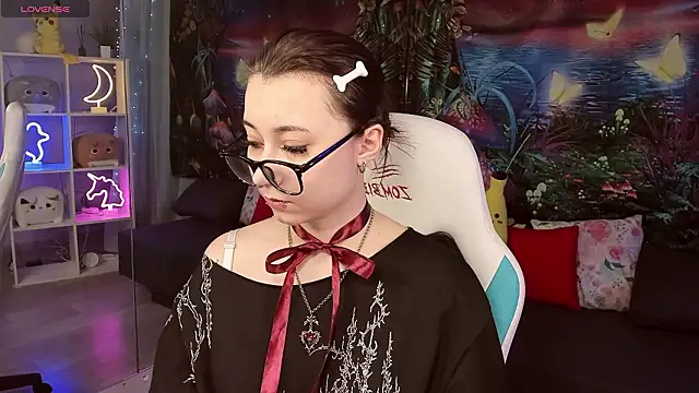 ClaraParks online show from February 24, 5:36 pm