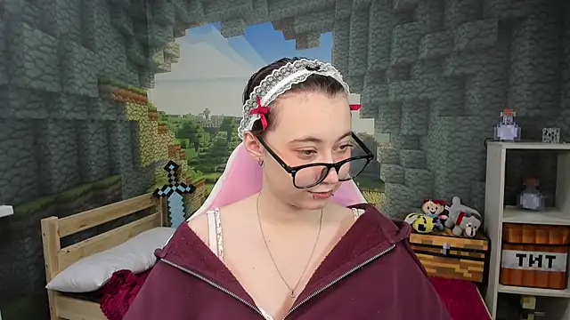 ClaraParks online show from January 8, 6:47 pm