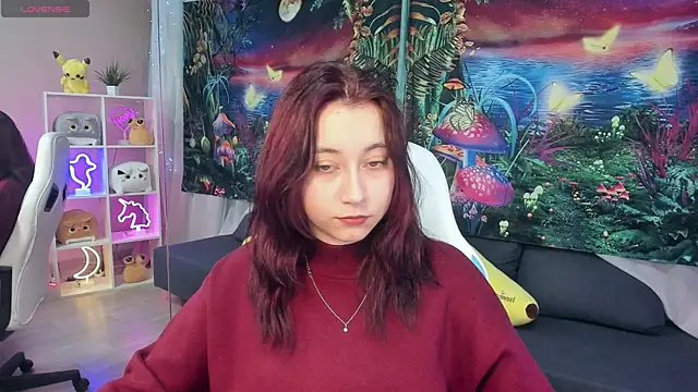 Snapshot of ClaraParks chatting on October 19, 6:10 pm ClaraParks online show from October 19, 6:10 pm