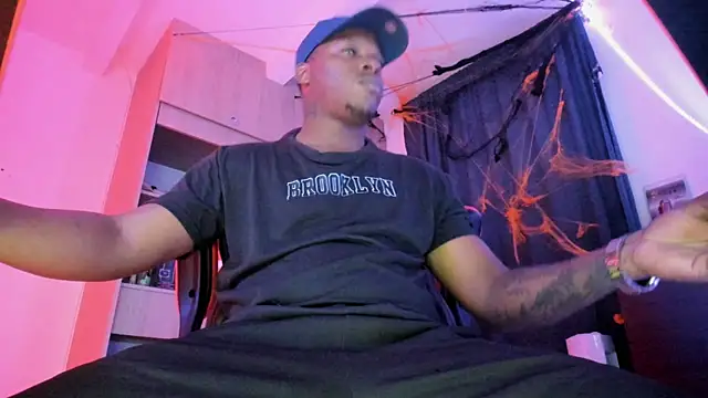 CorvisXnc0012 online show from November 4, 3:32 am