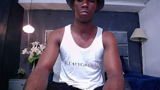 blackbignude online show from November 28, 1:39 am