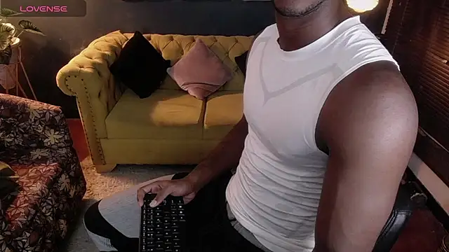 blackbignude online show from January 15, 1:31 am
