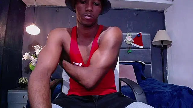 blackbignude online show from December 3, 1:28 am