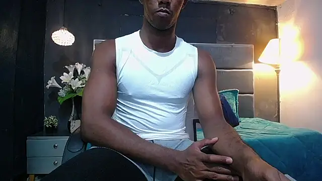 blackbignude online show from November 13, 1:42 am