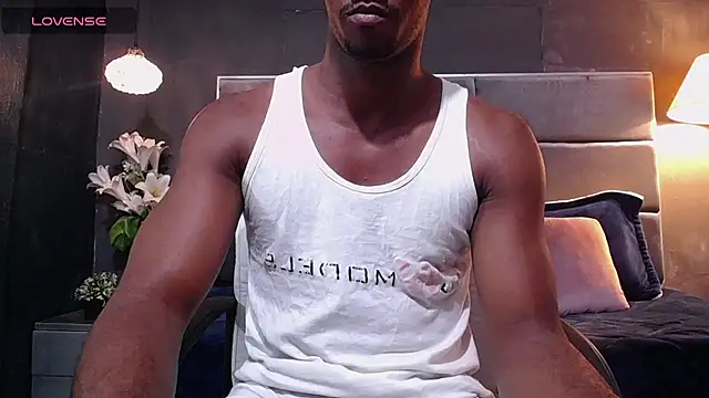 blackbignude online show from October 15, 1:37 am