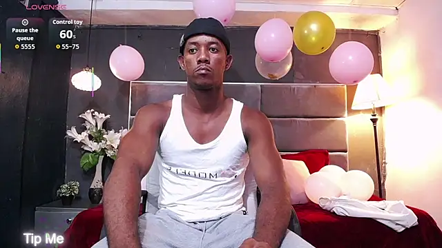 blackbignude online show from September 21, 1:33 am