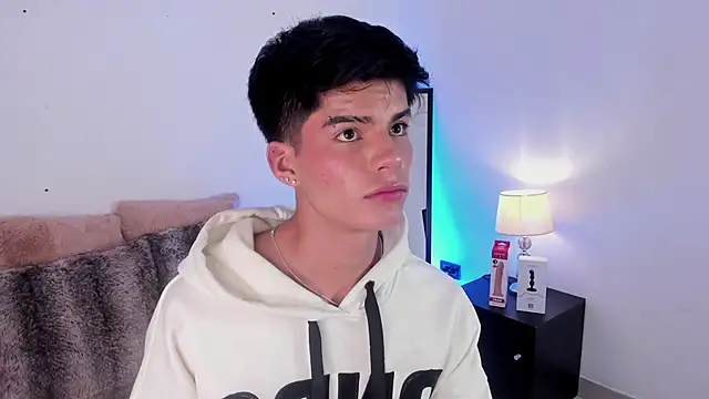 Snapshot of Dulcey_ chatting on September 22, 6:08 am Dulcey online show from September 22, 6:08 am