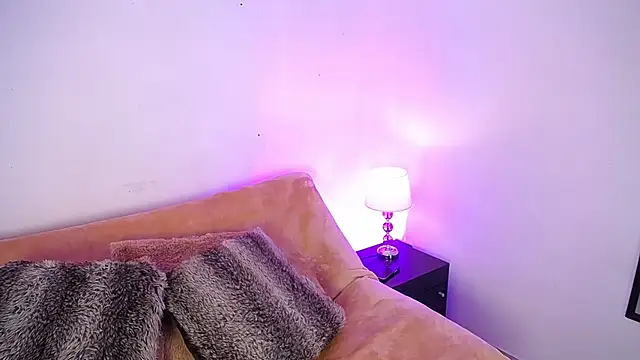 Snapshot of Dulcey_ chatting on December 1, 3:40 am Dulcey online show from December 1, 3:40 am