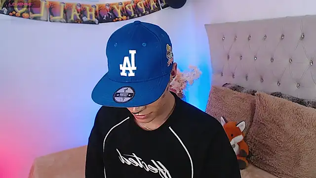 Snapshot of Dulcey_ chatting on October 29, 4:00 am Dulcey online show from October 29, 4:00 am