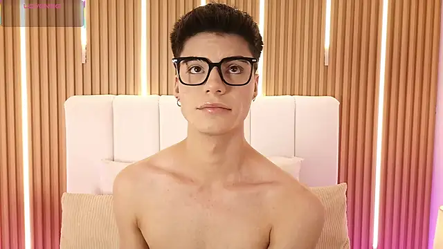 Dulcey  online show from April 1, 4:03 am