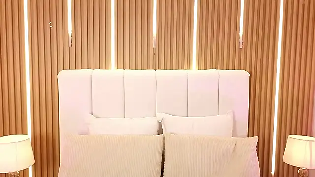 Dulcey  online show from February 22, 5:43 am