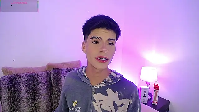 Snapshot of Dulcey_ chatting on September 27, 4:07 am Dulcey online show from September 27, 4:07 am