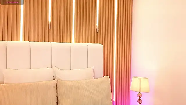 Dulcey  online show from March 20, 5:19 am