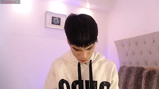 Snapshot of Dulcey_ chatting on November 10, 4:06 am Dulcey online show from November 10, 4:06 am