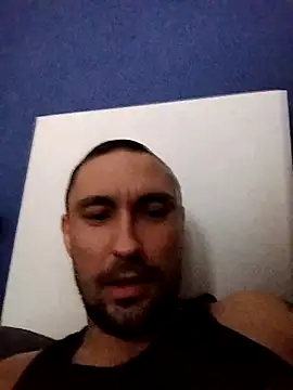 Snapshot of JarekJarek93 chatting on December 1, 7:37 pm JarekJarek93 online show from December 1, 7:37 pm