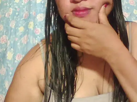 hotolivia34 online show from November 14, 1:20 am