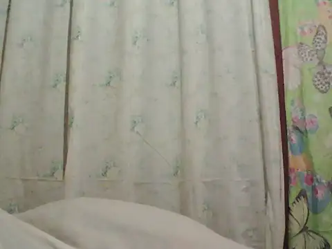 Snapshot of hotolivia34 chatting on October 9, 7:03 pm hotolivia34 online show from October 9, 7:03 pm