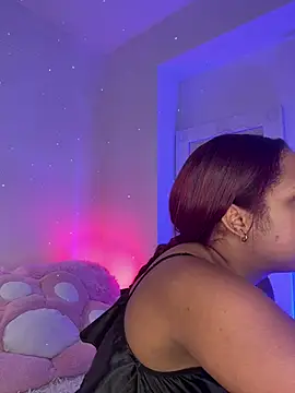  Zahara  online show from January 11, 11:00 pm