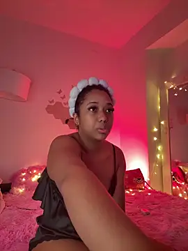 Snapshot of _Zahara_ chatting on May 19, 11:01 pm Zahara online show from May 19, 11:01 pm