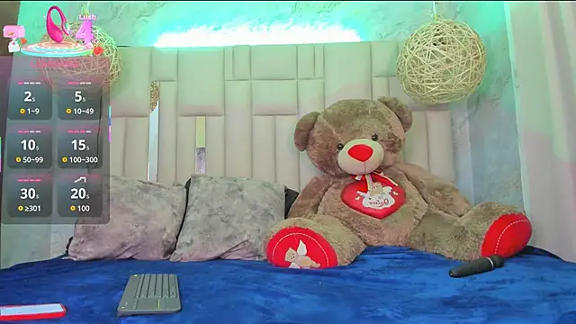 NikkyyRed online show from September 12, 3:50 am