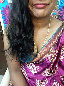 Snapshot of Dharshini_7 chatting on October 22, 5:34 pm Dharshini 7 online show from October 22, 5:34 pm