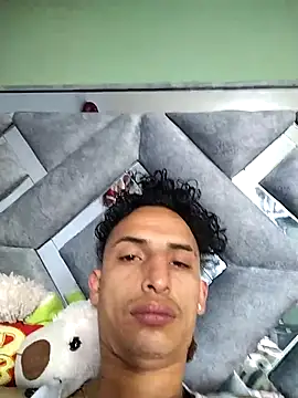 Snapshot of Dani22cmhot chatting on October 26, 1:00 pm Dani22cmhot online show from October 26, 1:00 pm