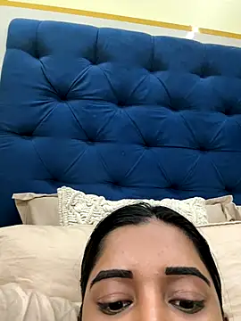 desitease online show from November 15, 10:25 pm