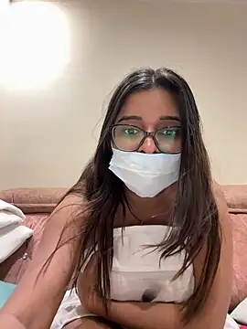 desitease online show from March 10, 6:56 pm