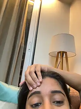 desitease online show from December 4, 5:56 pm