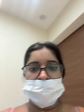 desitease online show from February 25, 5:13 pm