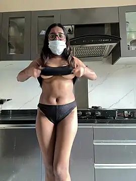 desitease online show from February 13, 10:15 am