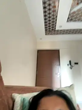 desitease online show from November 3, 9:57 am