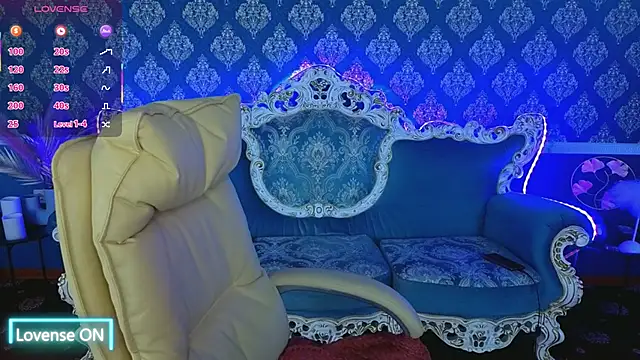 MissRossi online show from February 16, 7:45 pm