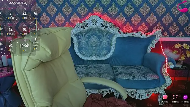 MissRossi online show from April 5, 6:58 pm