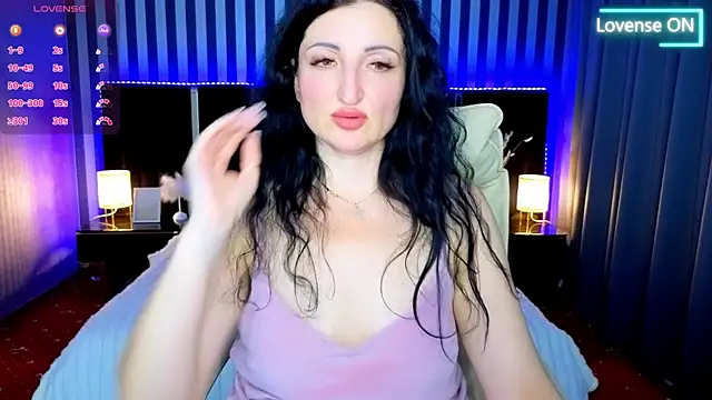 MissRossi online show from November 6, 8:13 pm